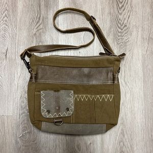 Myra Perfect Shoulder Bag